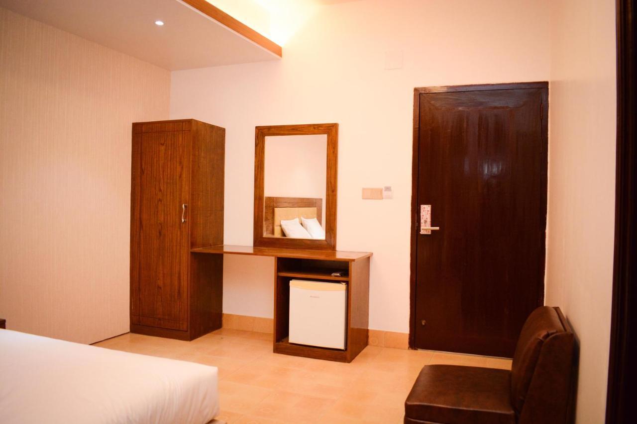 The Alina Hotel & Suites 吉大港 外观 照片